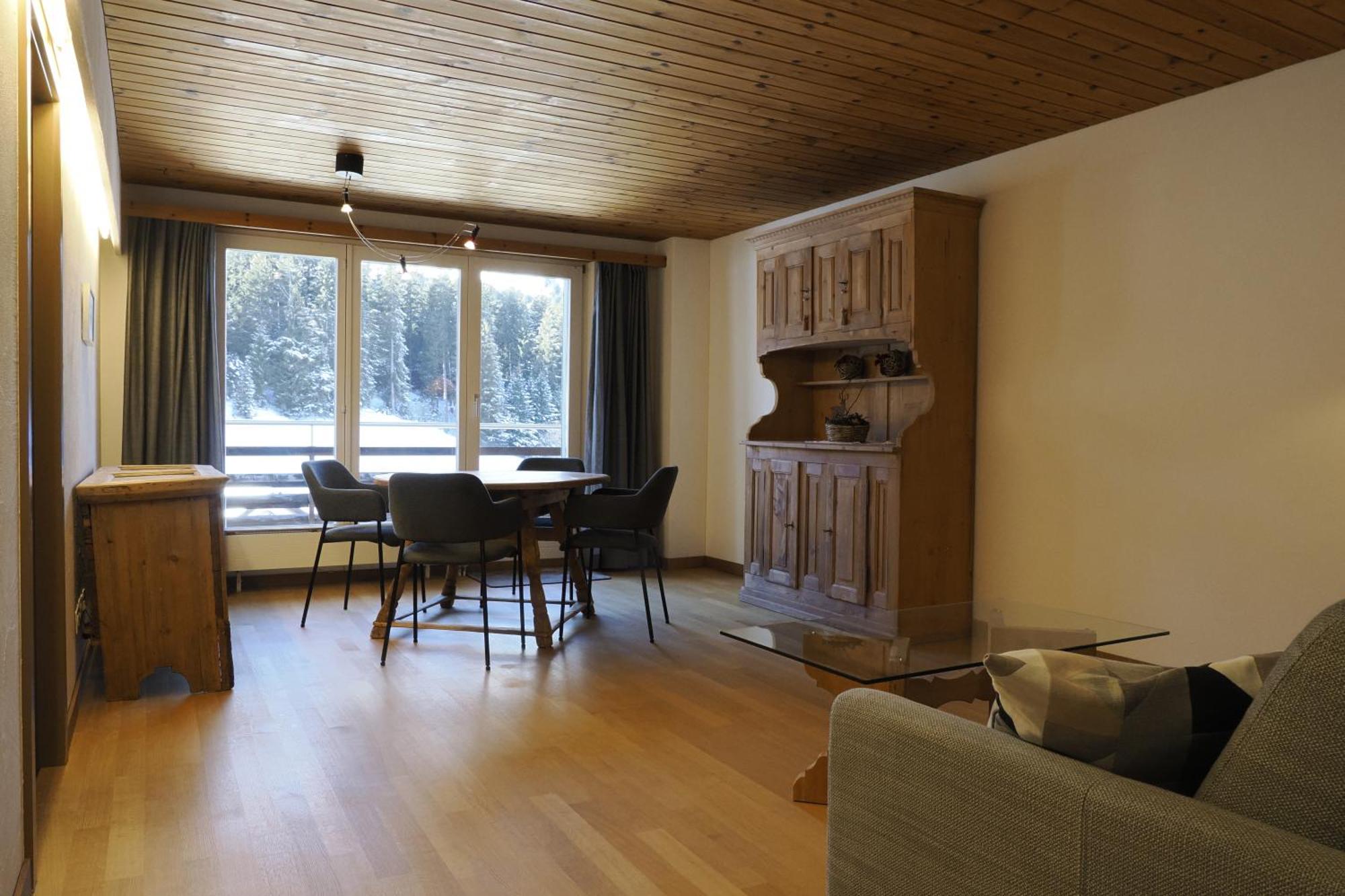 Hotel Alpina Парпан Екстер'єр фото